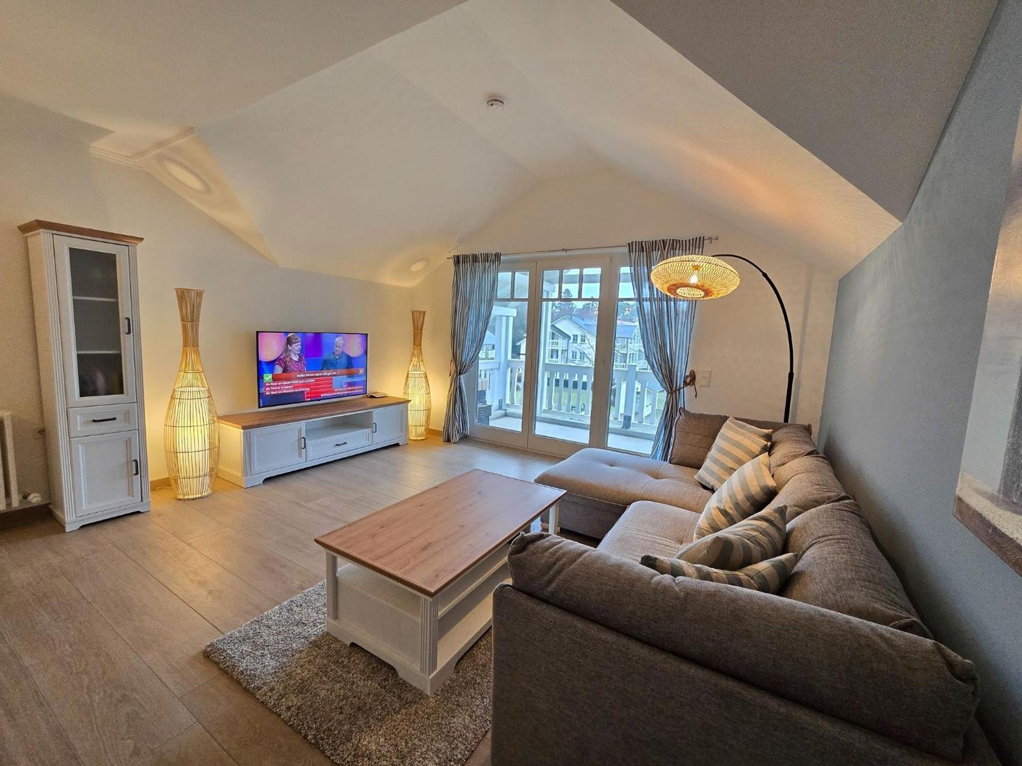 Klassik Mit 1 Schlafzimmer Und Balkon Im Dachgeschoss 184 Ostseebad Binz