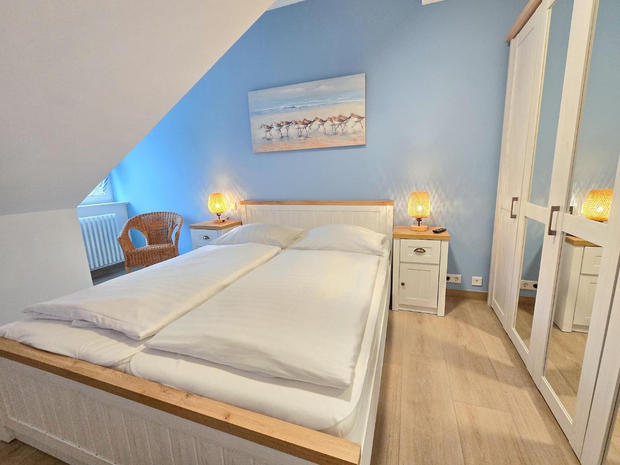Klassik Mit 1 Schlafzimmer Und Balkon Im Dachgeschoss 184 Apartment *