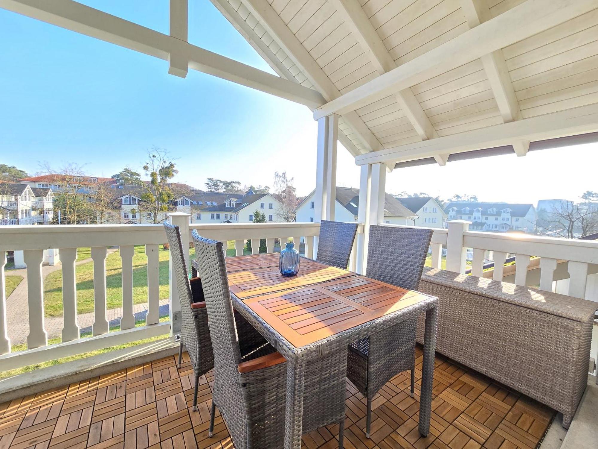Klassik Mit 1 Schlafzimmer Und Balkon Im Dachgeschoss 184 * Ostseebad Binz